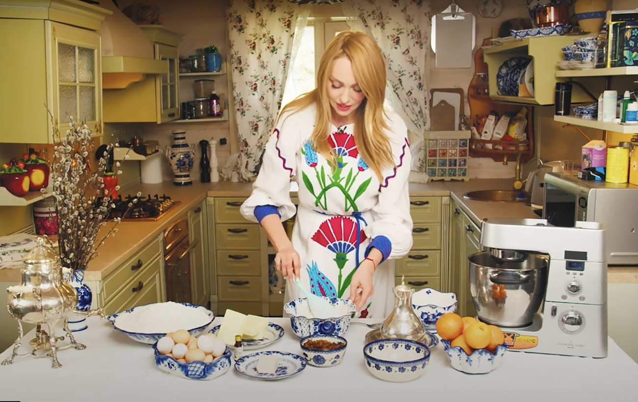 &quot;Это творческий процесс&quot;: Оля Полякова раскрыла секрет идеальной паски (видео)